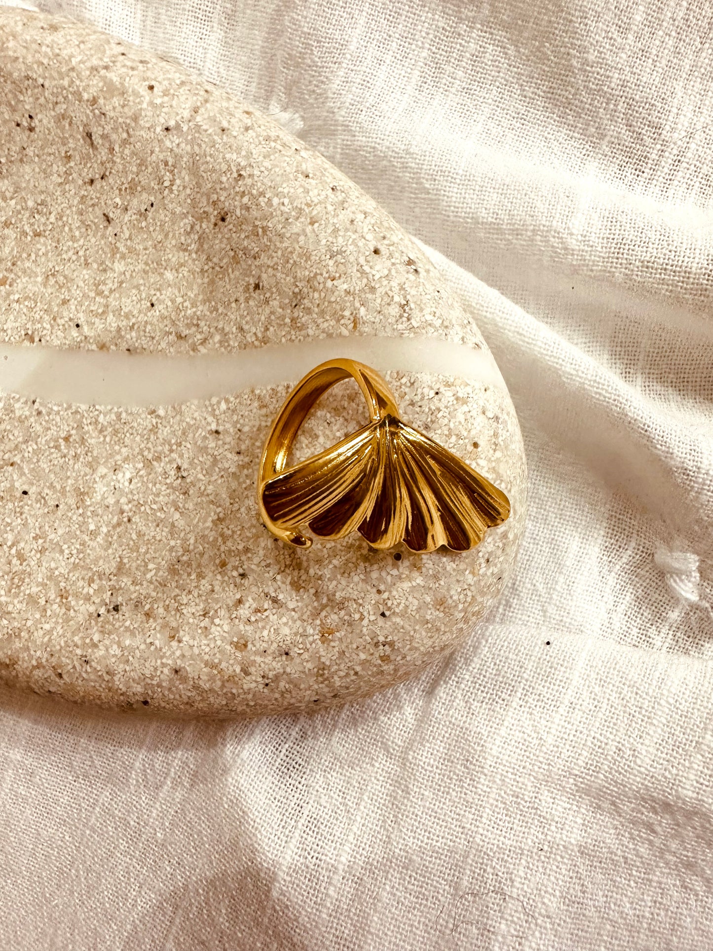 Anillo Hoja de Ginkgo